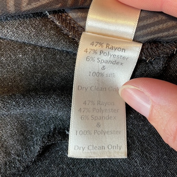 ECRU MODAL SWEATER.  SIZE SMALL. - Picture 6 of 8